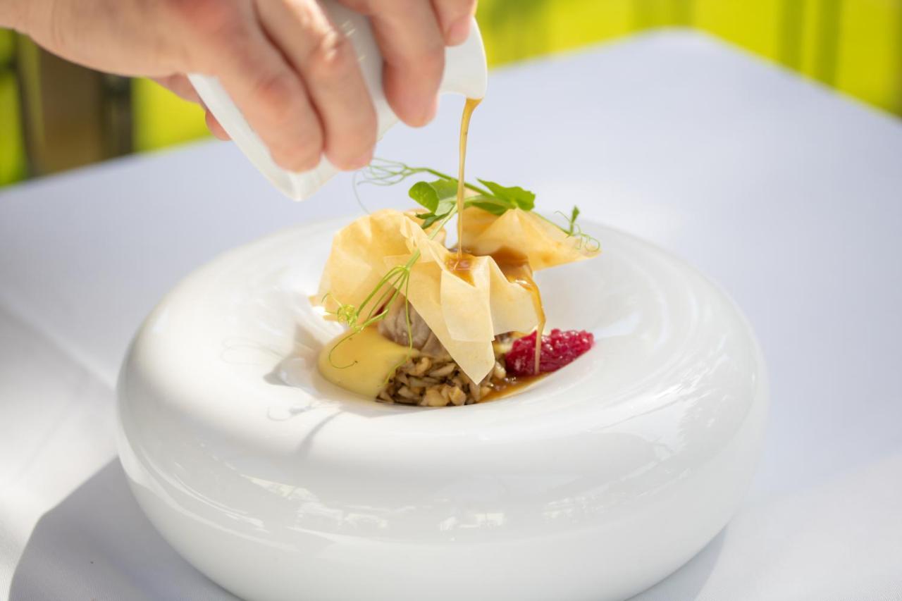 杜罗复古之家酒店 皮尼昂 外观 照片 A modern French dish